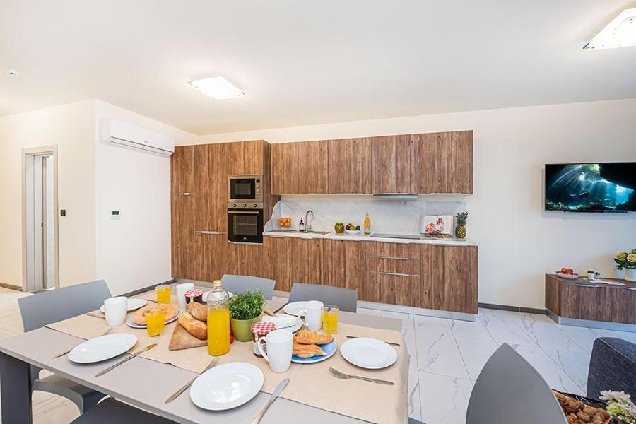 Atlantis Holiday Suites Marsalforn Buitenkant foto