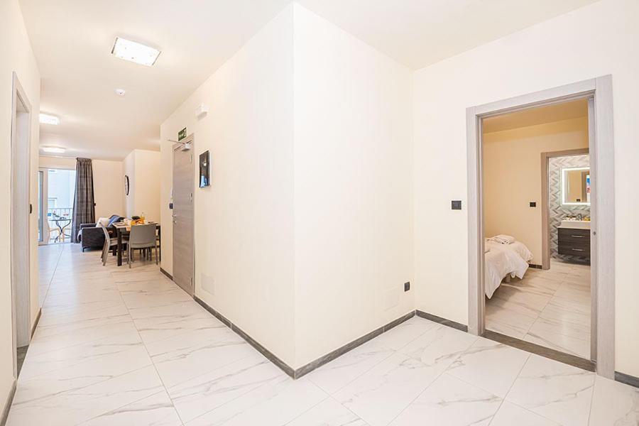 Atlantis Holiday Suites Marsalforn Buitenkant foto